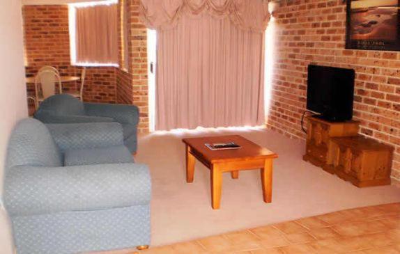 Lake Haven Motor Inn Gorokan Habitación foto